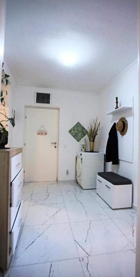 Tole Appartement *