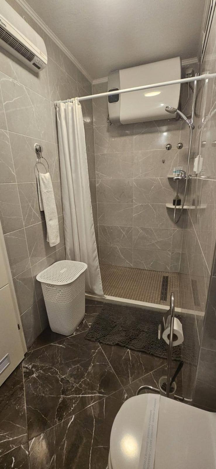 Tole Appartement *